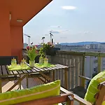 Nadasdy Kid's Friendly Appartamento