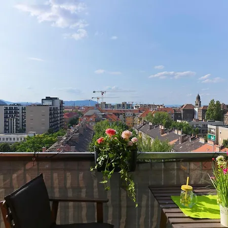 Nadasdy Kid's Friendly דירה *